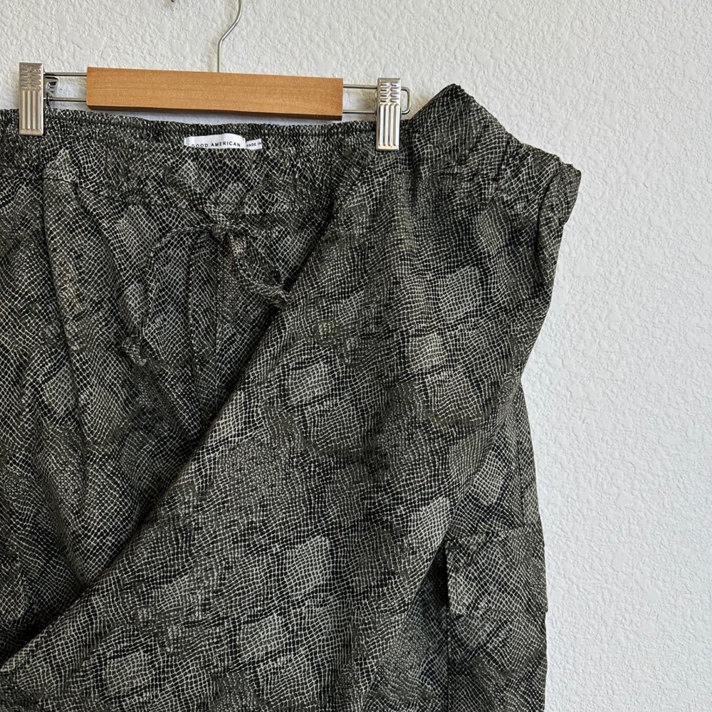 Good American Hunter‎ Snake Cargo Joggers Green Snakeskin Pants Size 1 (SMALL)